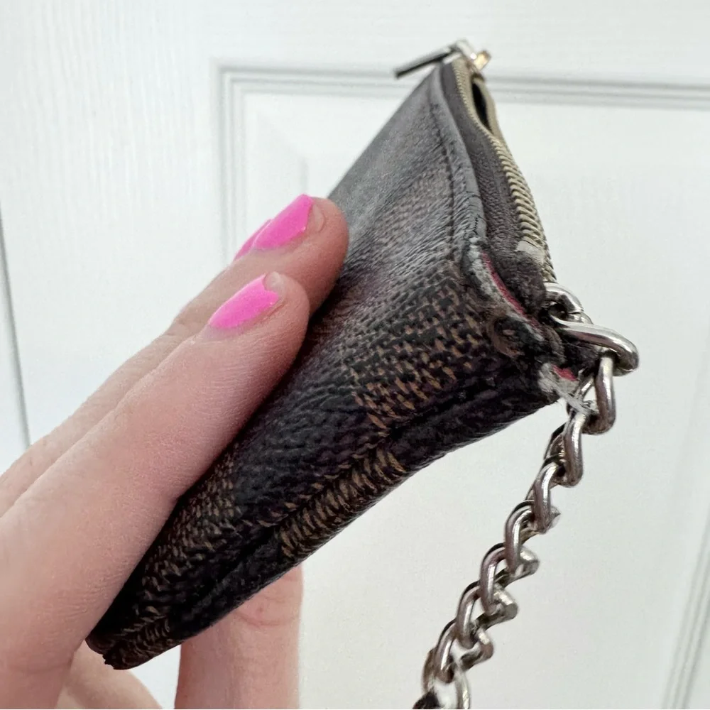 Checkered Brown DAISY ROSE Key Change Pouch AS IS - Picture 4 of 10